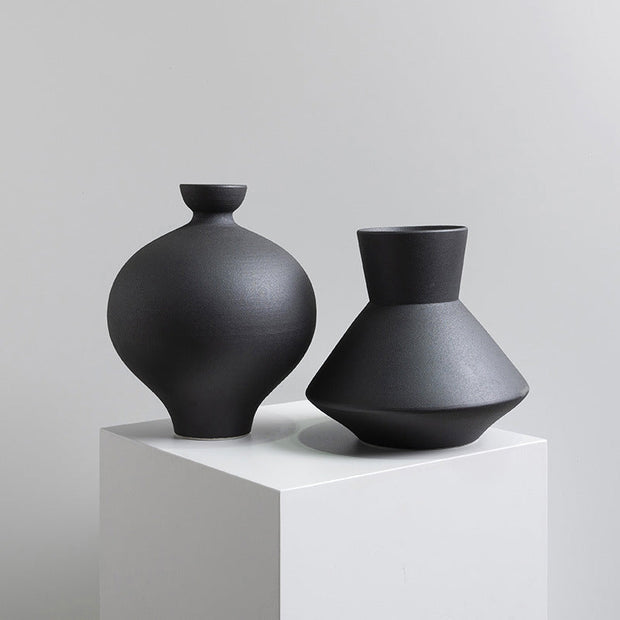 Matte Black Ceramic Flowerware - Jo-Bolt-Store